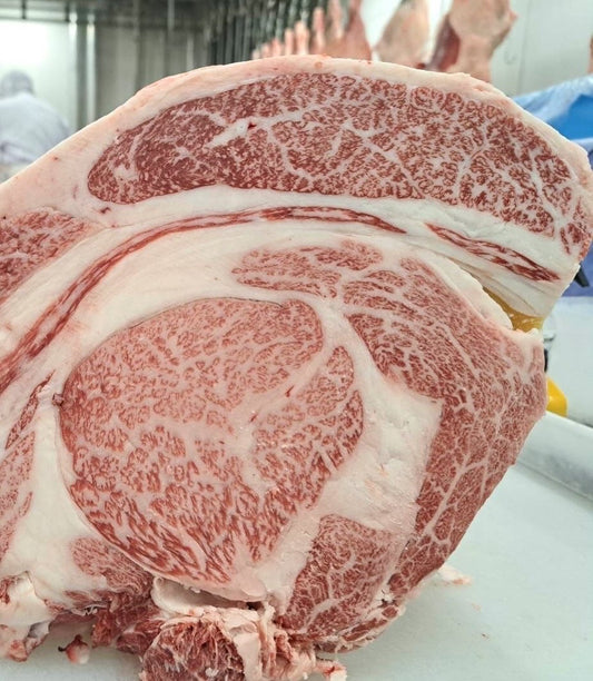 Why Restaurant Chefs Prefer BMS 6-8 Wagyu Over BMS 12